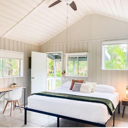 Monstera Bungalow, Spacious, King Bed, Big Kitchen Кио Экстерьер фото
